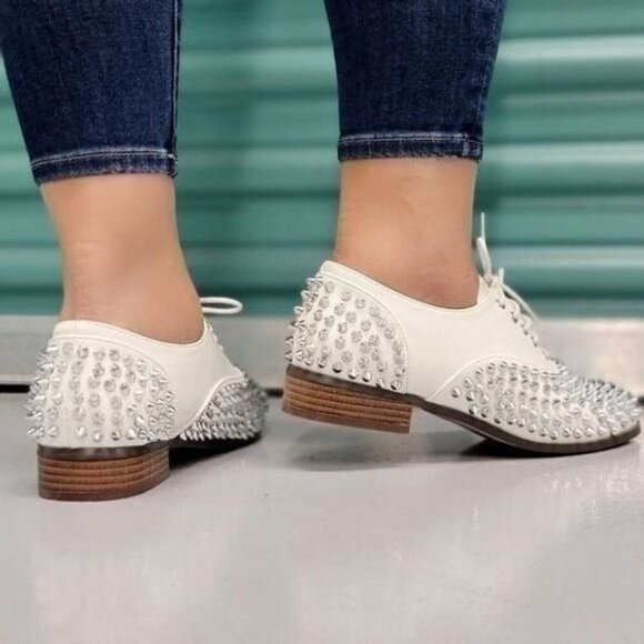 Women's‎ White Silver Studded Lace Up Flat Oxford Shoes - Picture 3 of 4